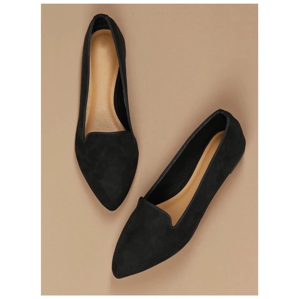 Never Worn Flat Shoes - Very cute pair of flats!
